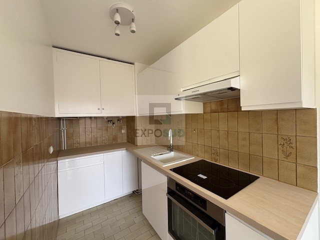 Location Appartement ANTIBES surface habitable de 31 m²