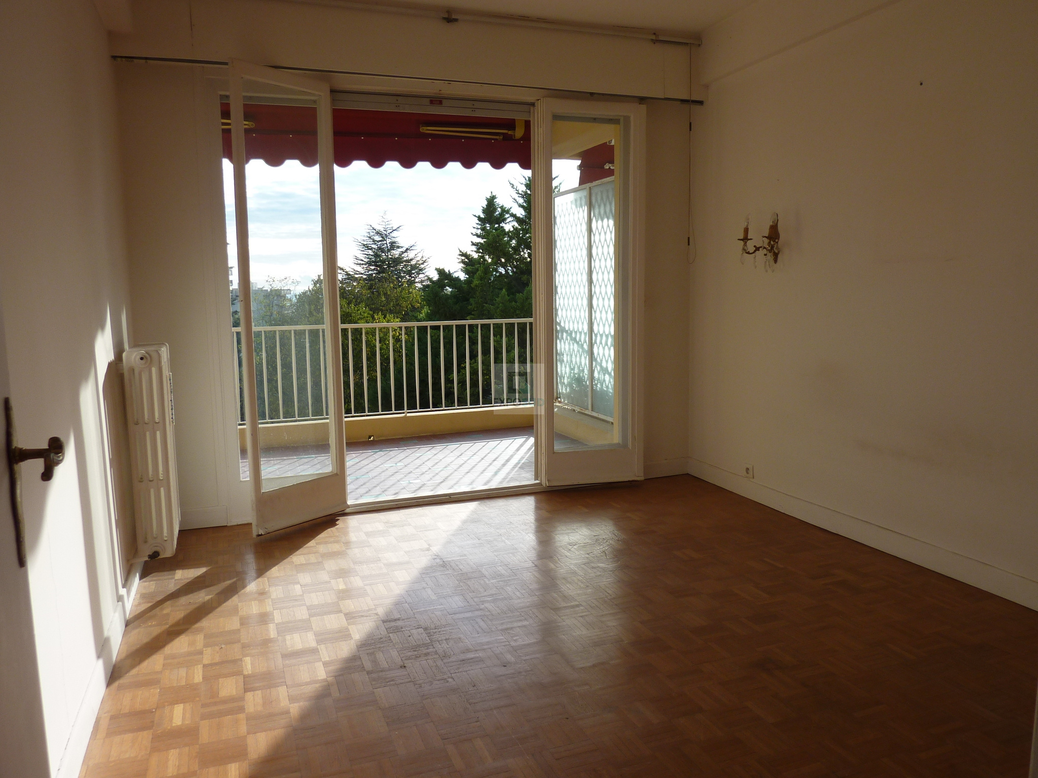 Location Appartement ANTIBES 1 salles de bain