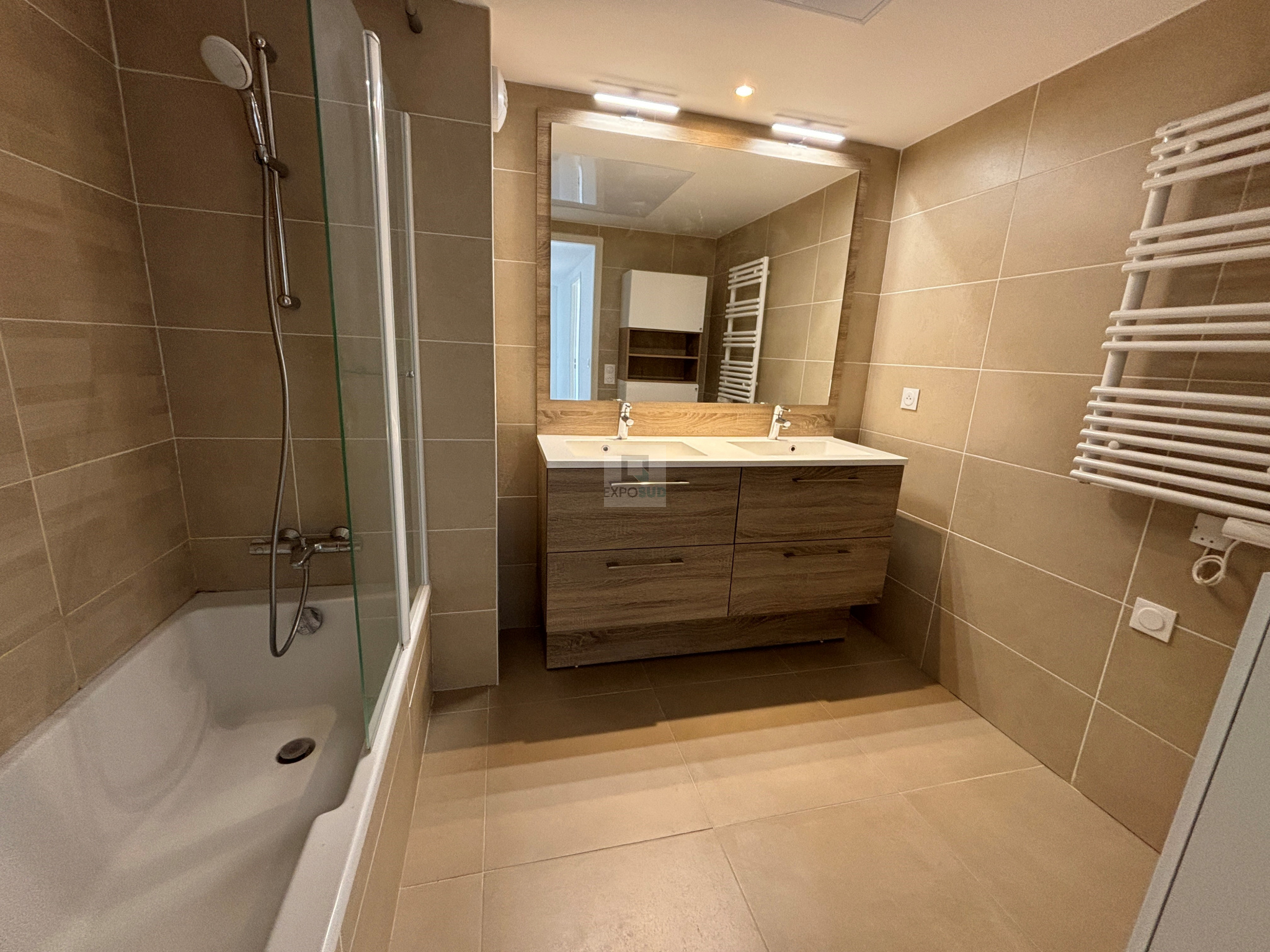 Location Appartement ANTIBES individuel chauffage