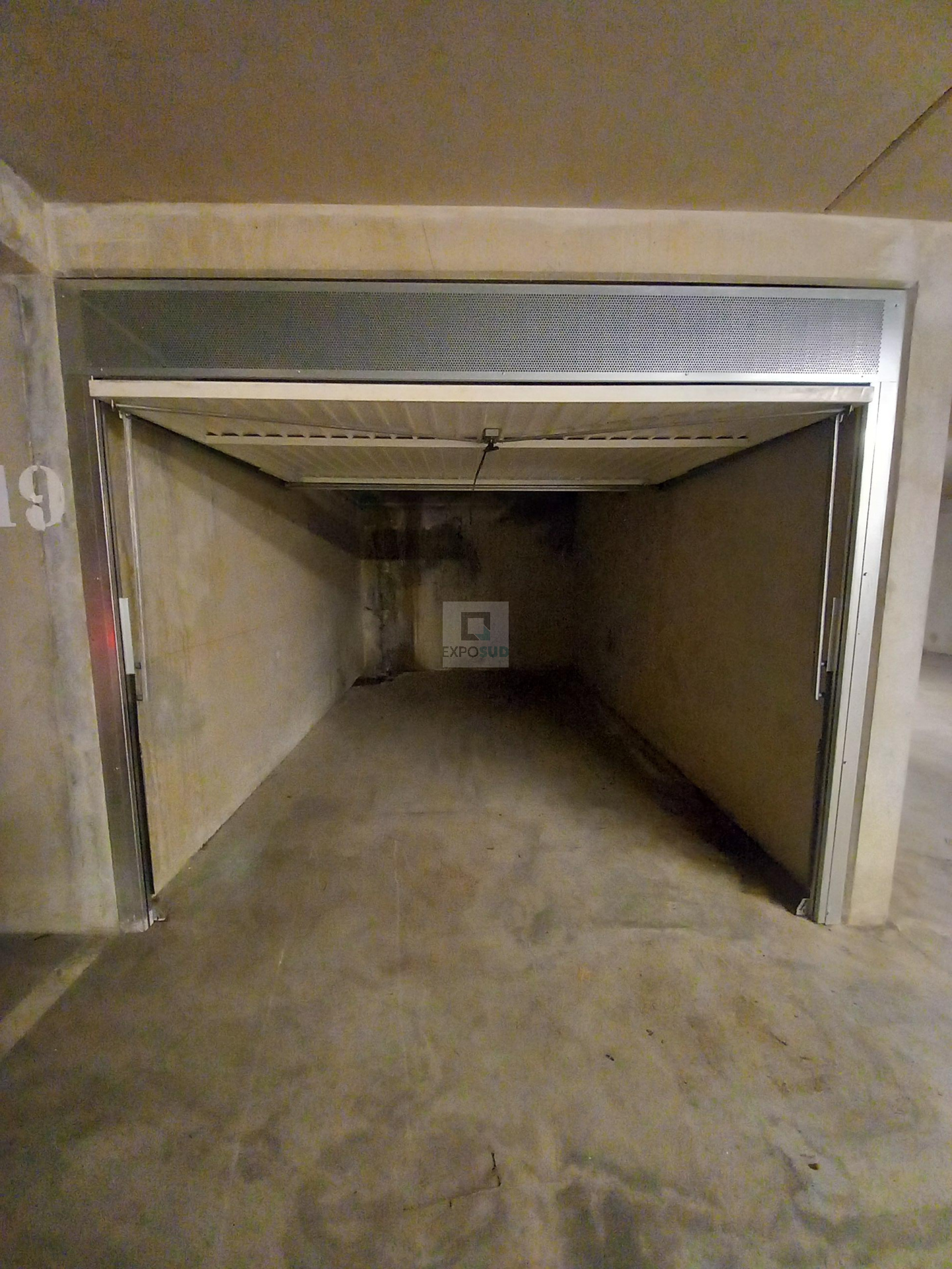 Vente Parking ANTIBES aucune cuisine