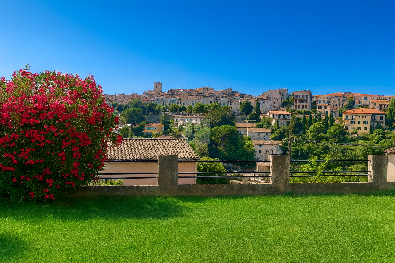 Vente Maison VENCE séparée équipée cuisine