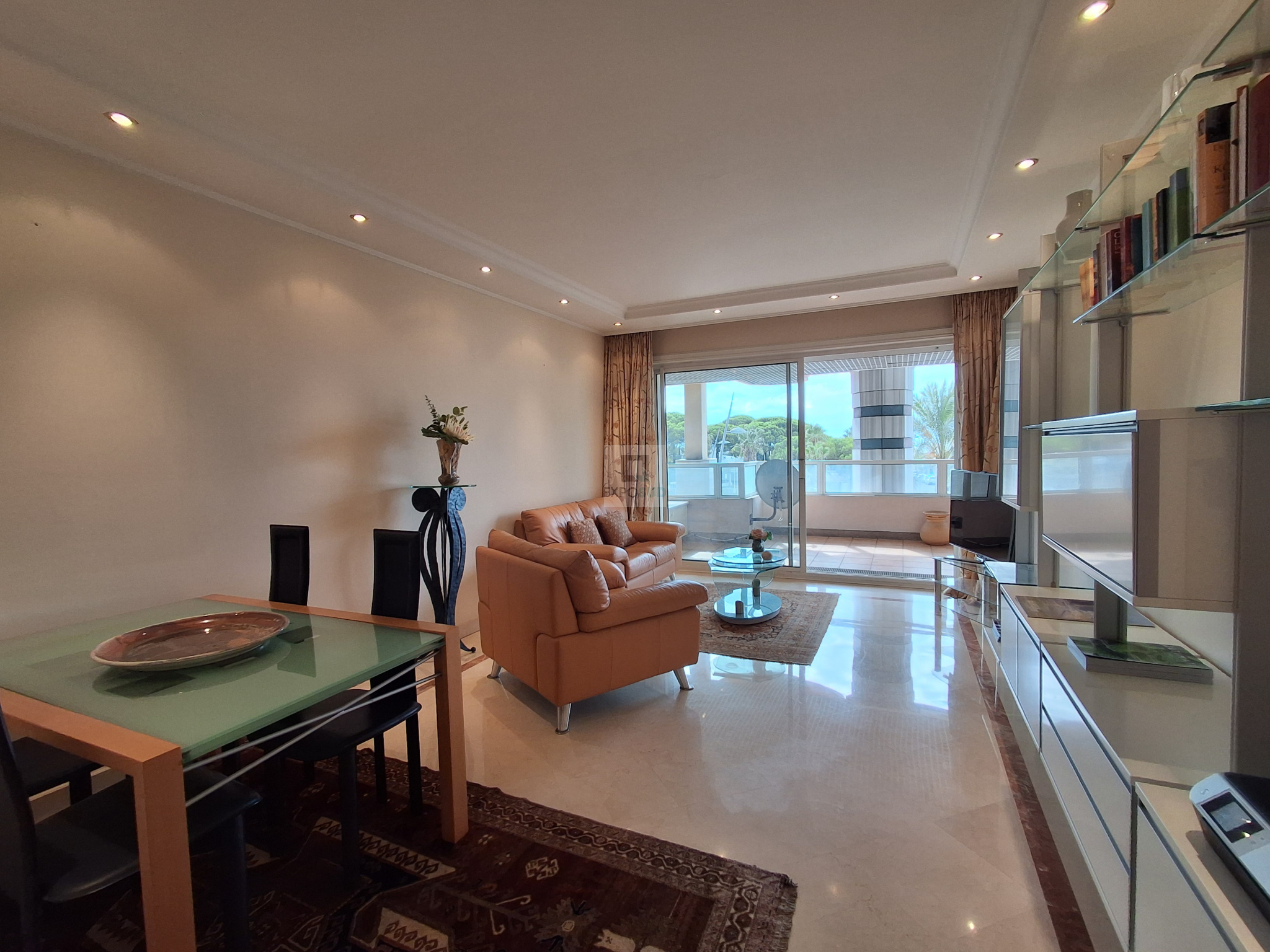 Vente Appartement GOLFE JUAN séjour de 25 m²