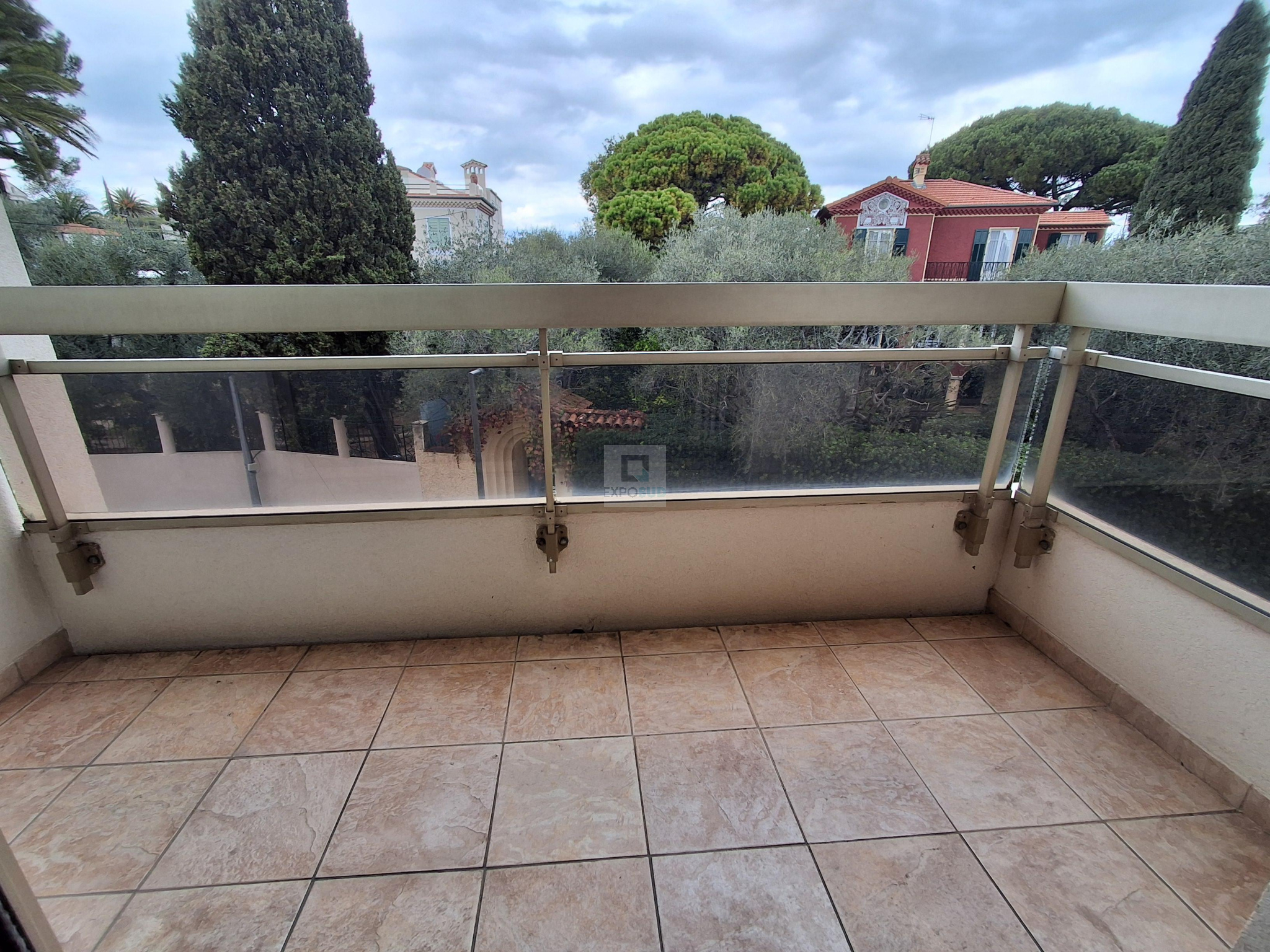 Vente Appartement ANTIBES séjour de 15 m²
