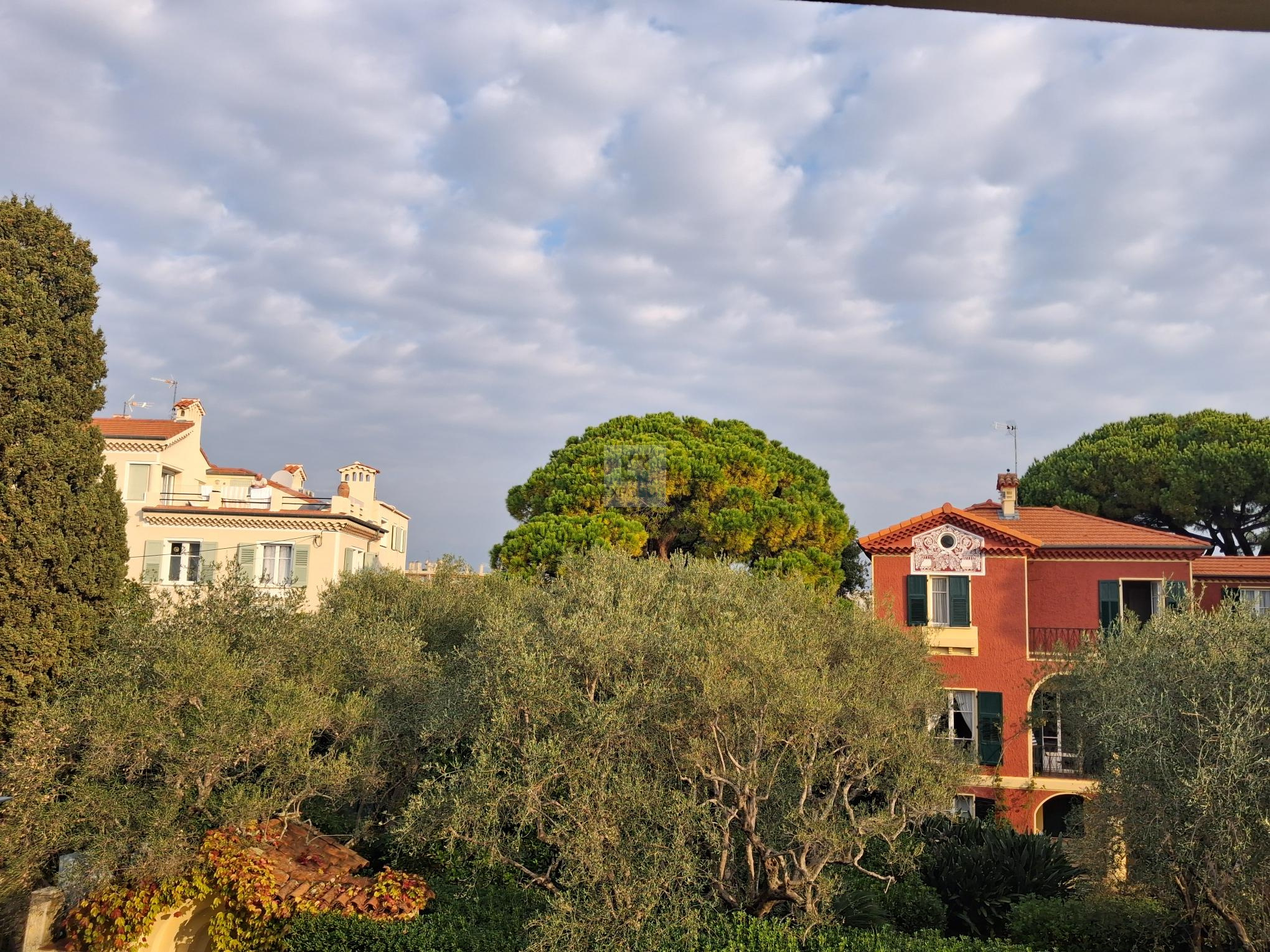 Vente Appartement ANTIBES séparée équipée cuisine
