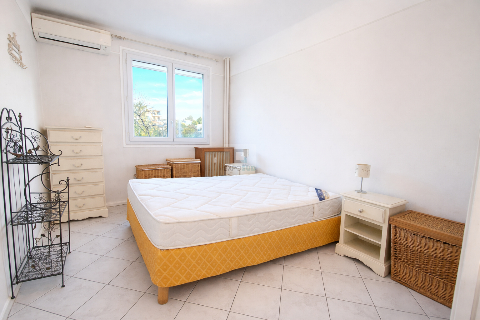 Vente Appartement ANTIBES séjour de 18 m²