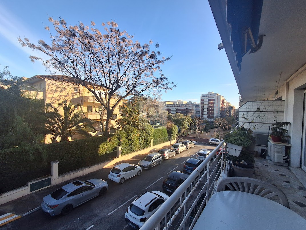 Vente Appartement ANTIBES séparée équipée cuisine