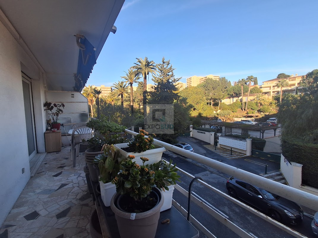 Vente Appartement ANTIBES collectif gaz radiateur chauffage