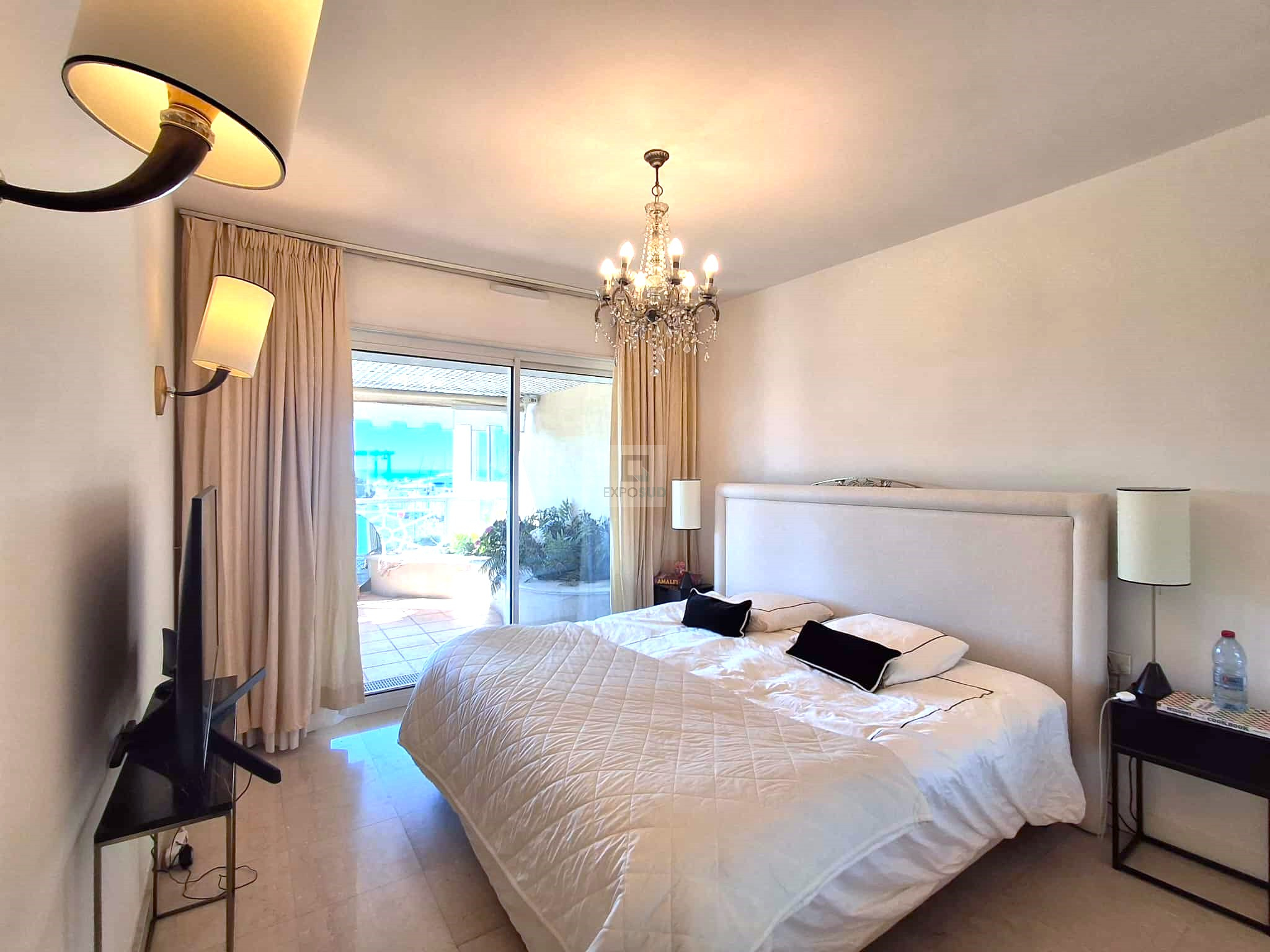 Vente Appartement VALLAURIS séjour de 39 m²