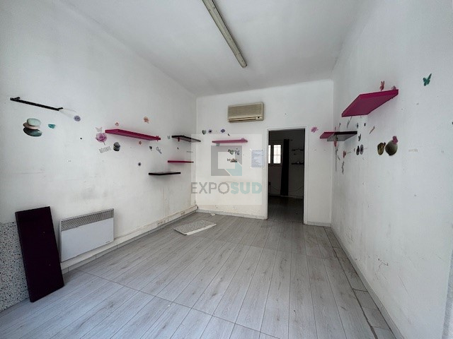 Location Autre ANTIBES surface habitable de 22.67 m²