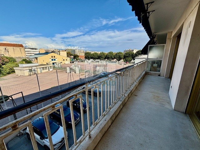 Location Appartement ANTIBES 2 chambres