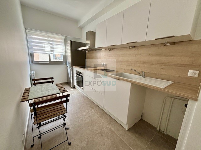 Location Appartement ANTIBES surface habitable de 52.89 m²