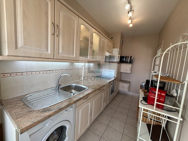 Location Appartement ANTIBES séparée équipée cuisine