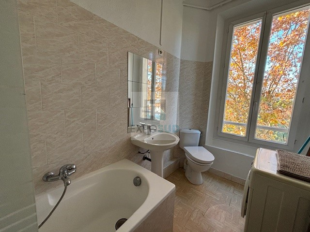 Location Appartement ANTIBES surface habitable de 62.51 m²