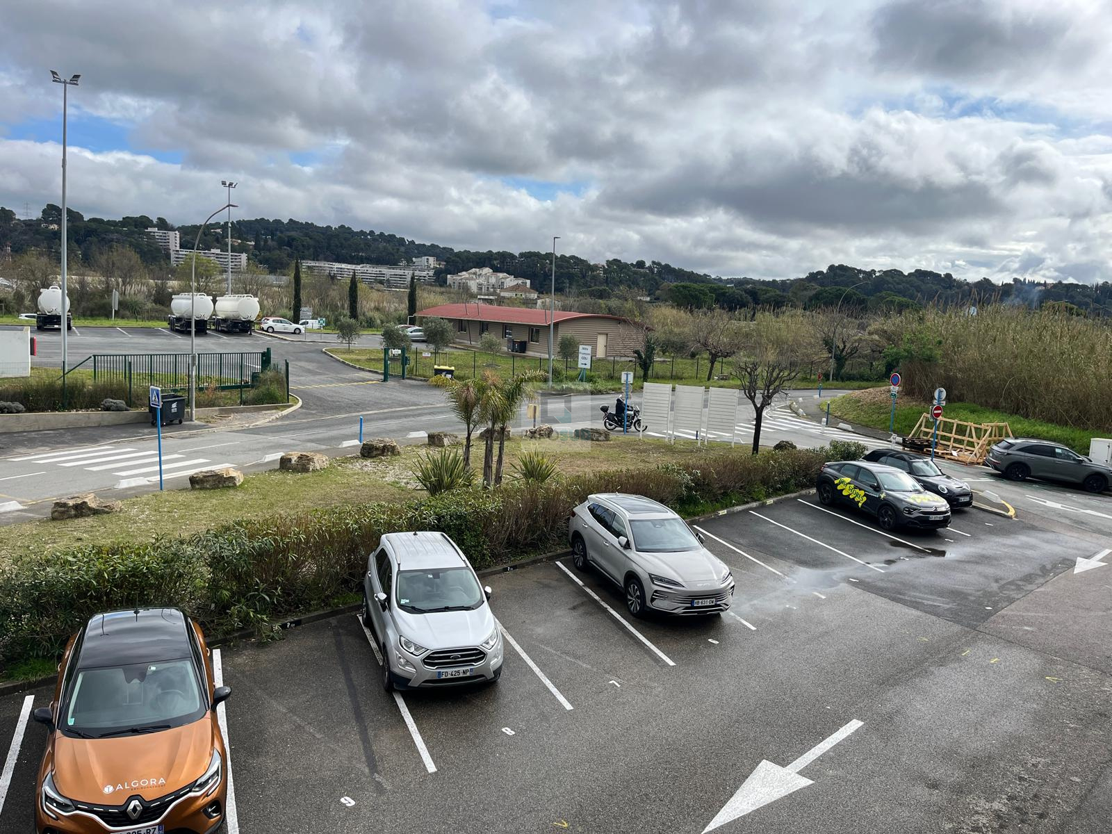 Location Autre MANDELIEU-LA-NAPOULE aucune cuisine