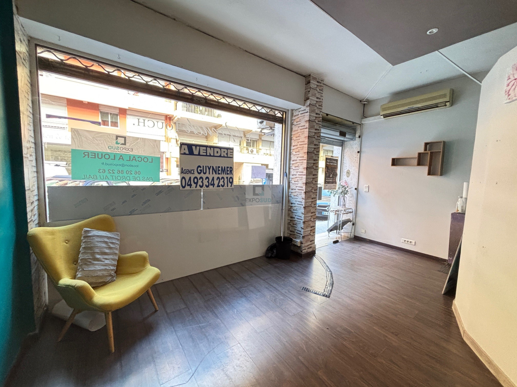 Location Local commercial ANTIBES aucune cuisine