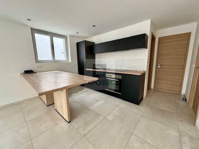 Location Appartement ANTIBES surface habitable de 83.07 m²