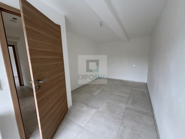 Location Appartement ANTIBES surface habitable de 83.07 m²