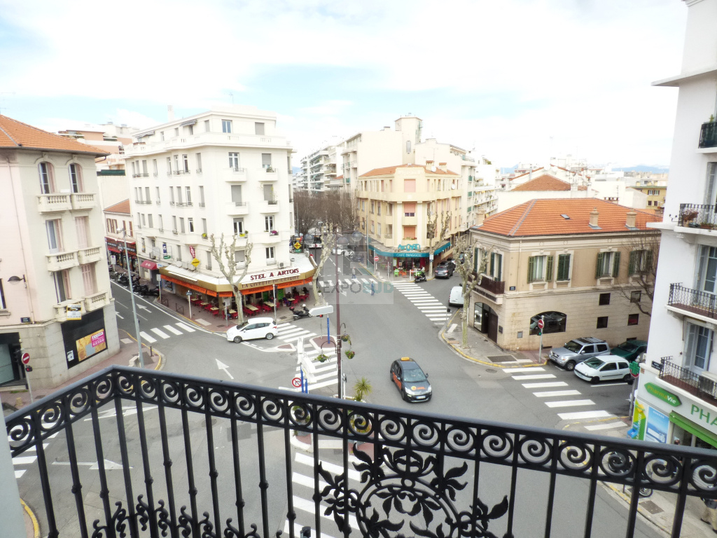 Location Appartement ANTIBES 2 chambres