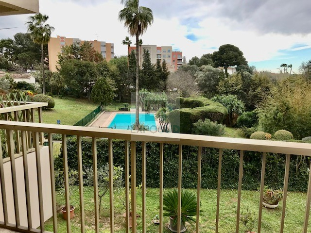 Location Appartement ANTIBES 2 chambres