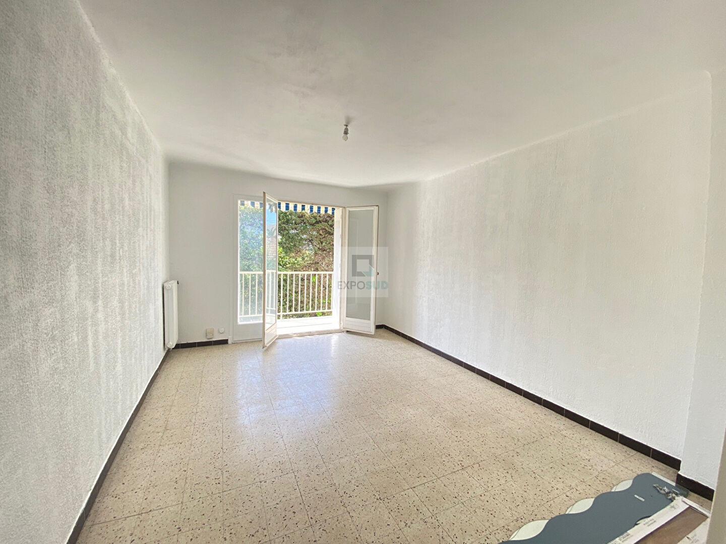 Location Appartement ANTIBES collectif gaz radiateur chauffage