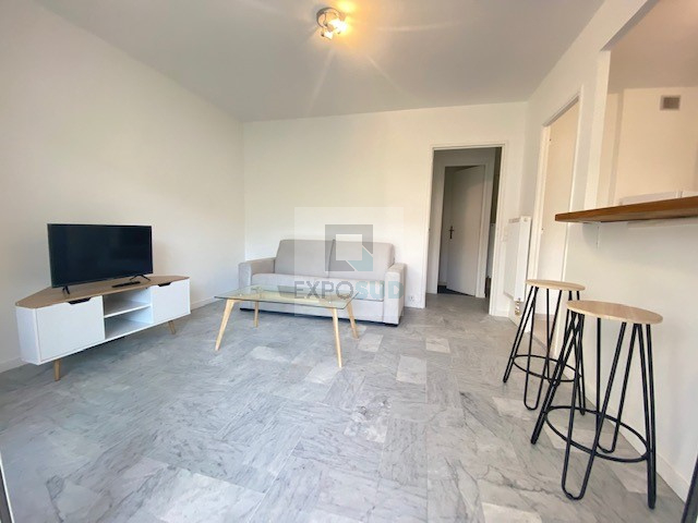 Location Appartement JUAN LES PINS individuel chauffage