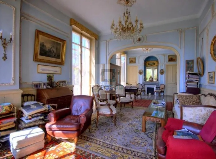 Vente Maison ANTIBES 9 chambres