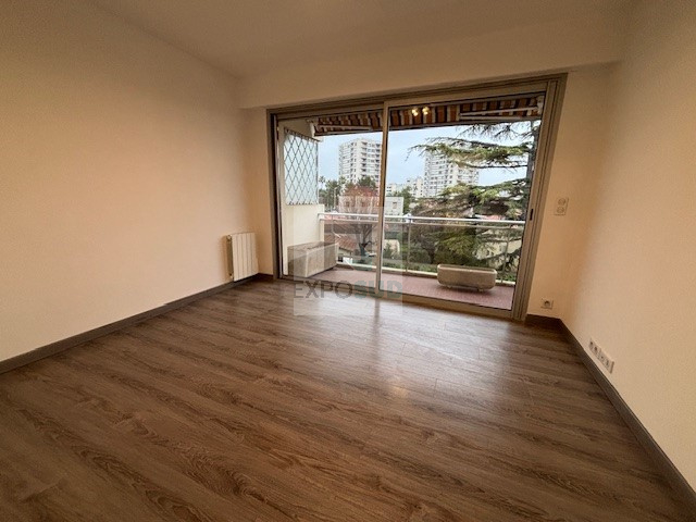 Location Appartement ANTIBES surface habitable de 77.5 m²
