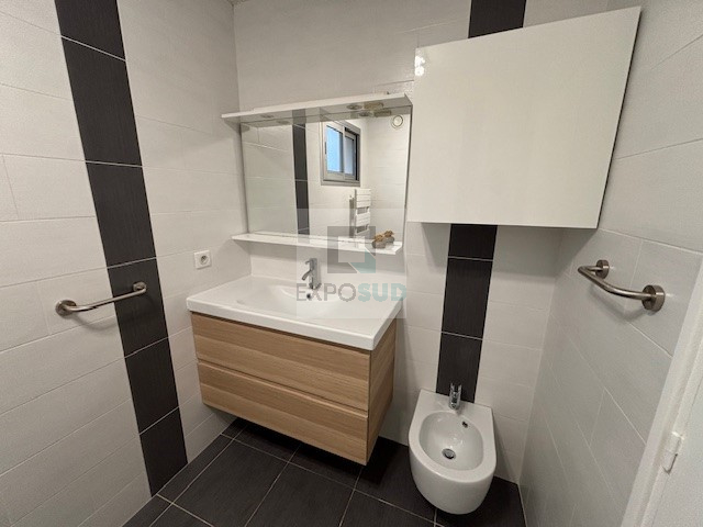 Location Appartement ANTIBES aucune cuisine