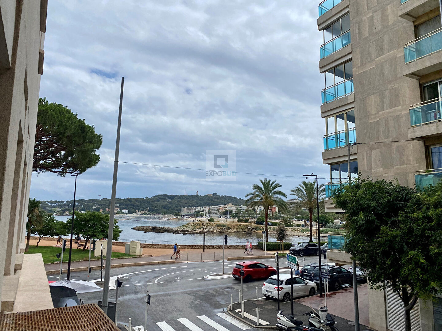 Location Appartement ANTIBES surface habitable de 27.33 m²