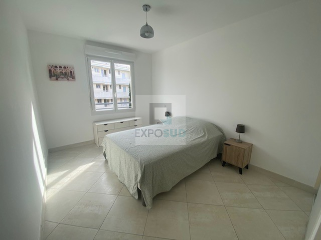 Location Appartement JUAN LES PINS amenageeequipee cuisine