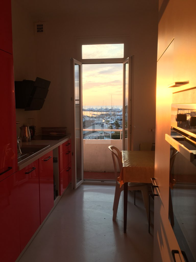 Vente Appartement ANTIBES surface habitable de 65 m²