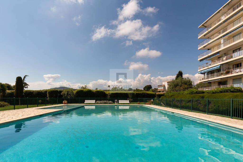 Vente Appartement ANTIBES 1 salles de bain