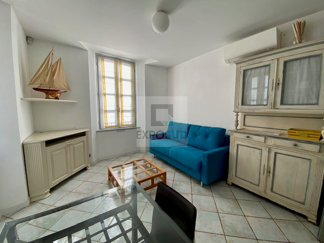 Location Appartement ANTIBES 1 salles de bain