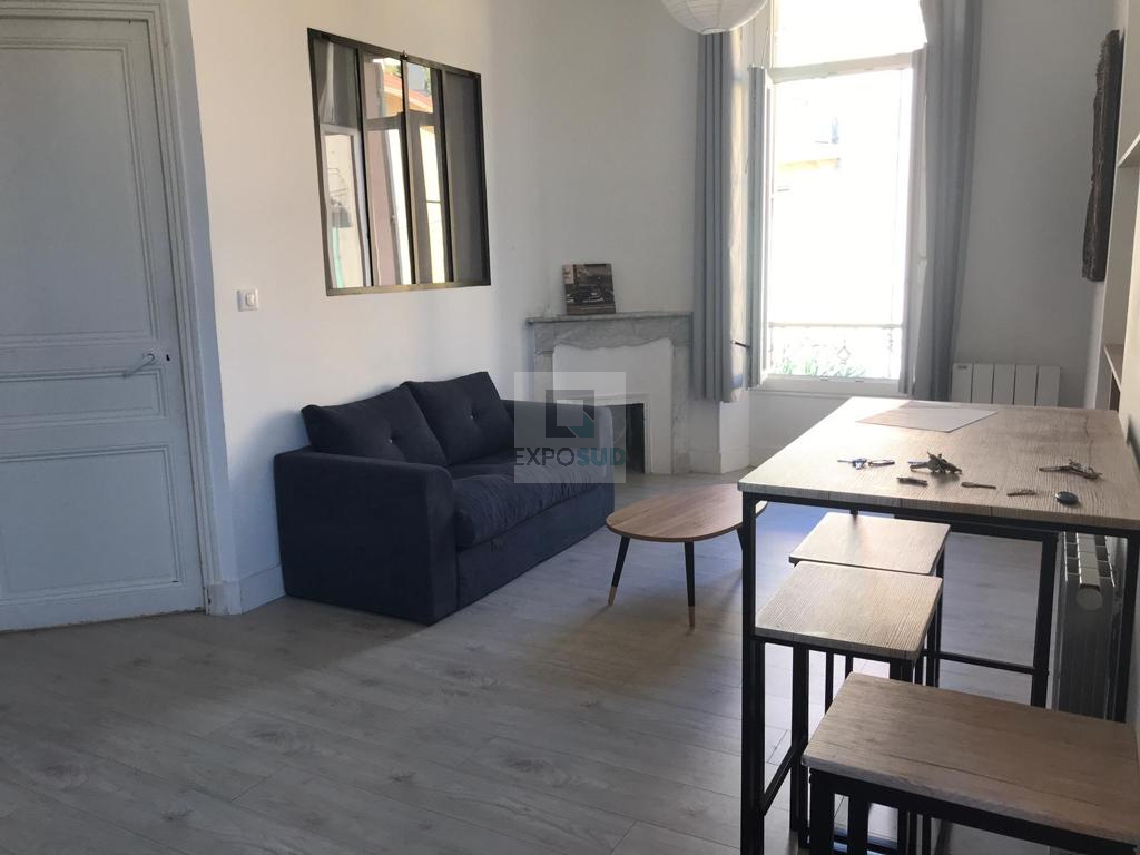 Vente Appartement MANDELIEU LA NAPOULE américaine equipée cuisine