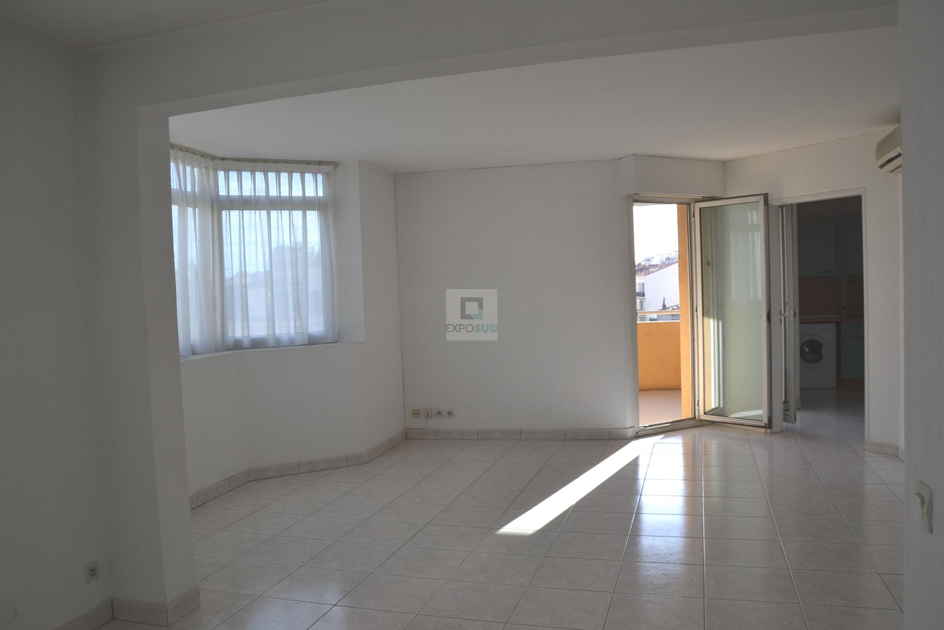 Location Appartement CANNES surface habitable de 84 m²