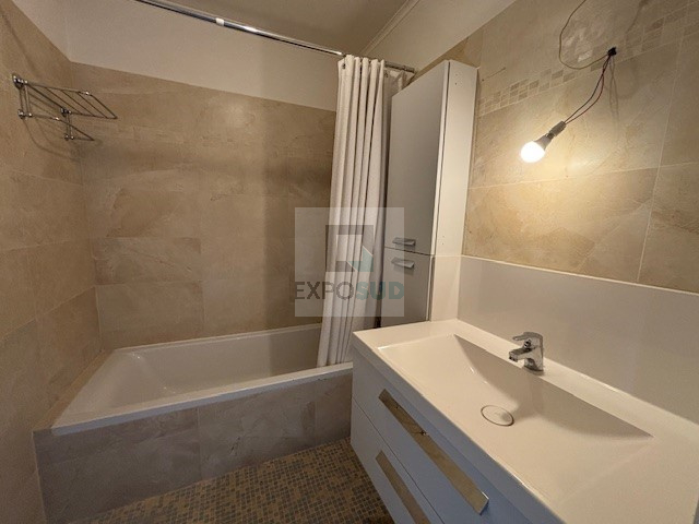 Location Appartement ANTIBES surface habitable de 52.67 m²