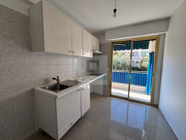 Location Appartement ANTIBES 3 pièces