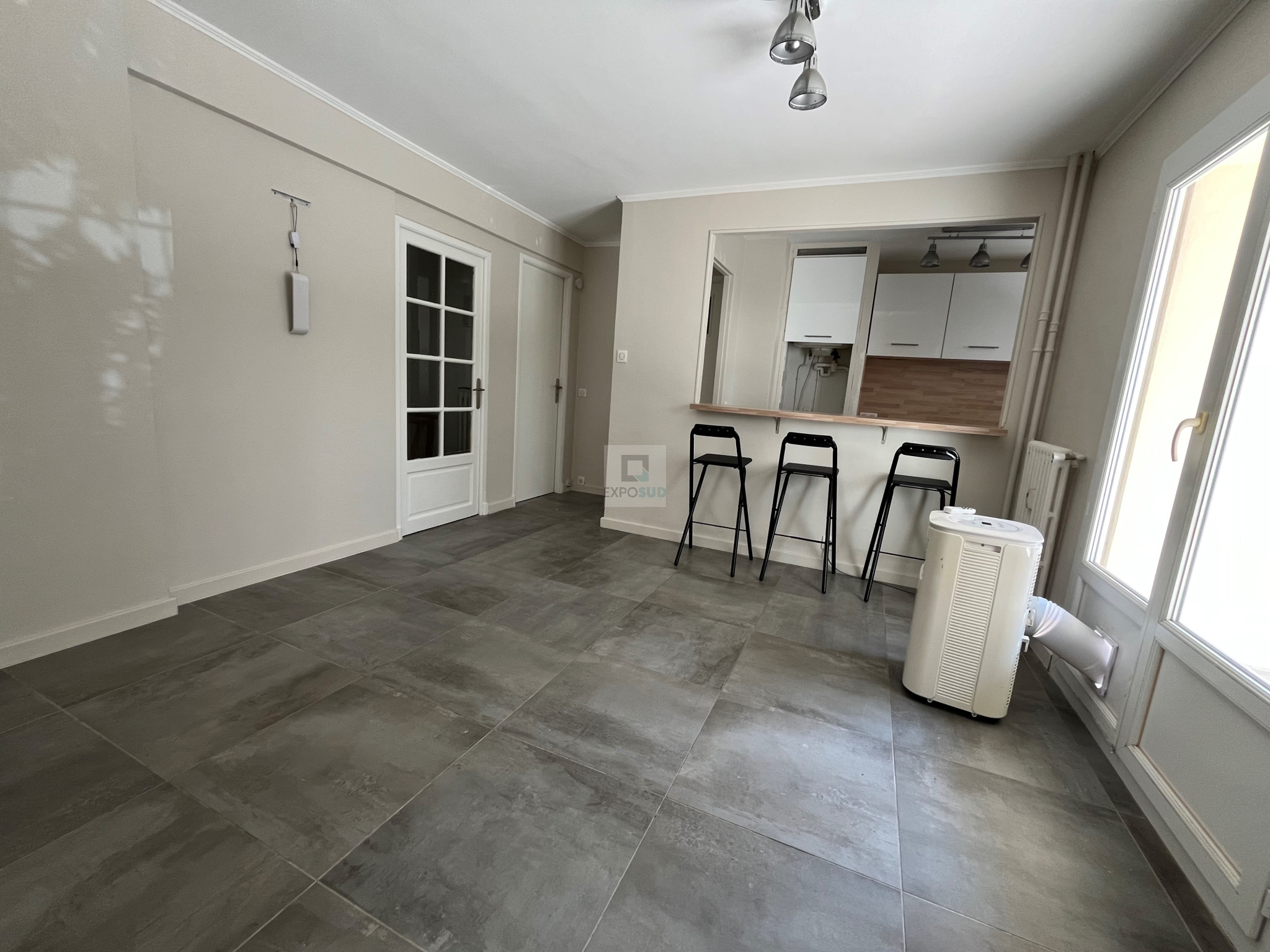 Location Appartement ANTIBES 1 salles d'eau