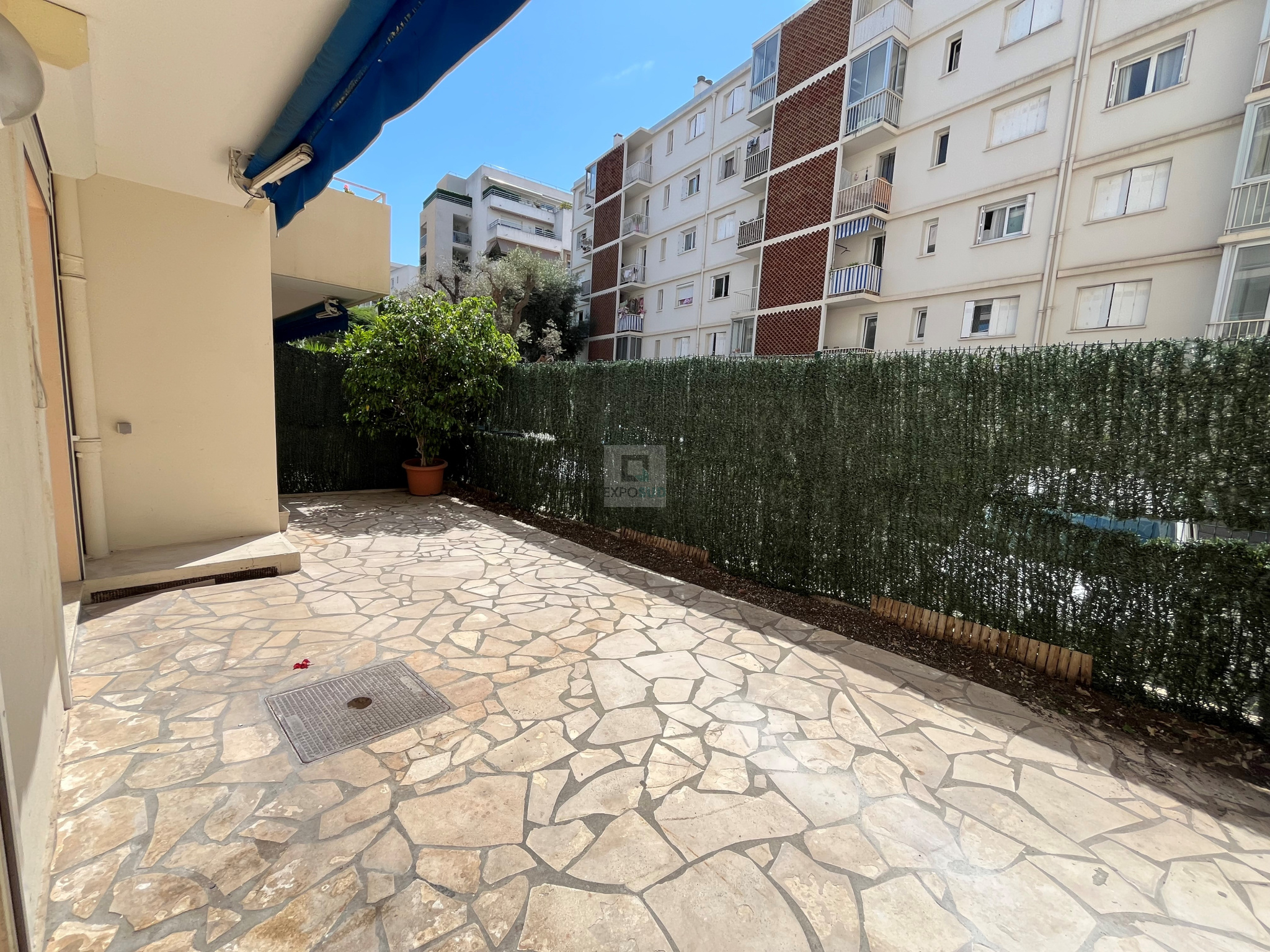 Location Appartement ANTIBES 1 salles d'eau
