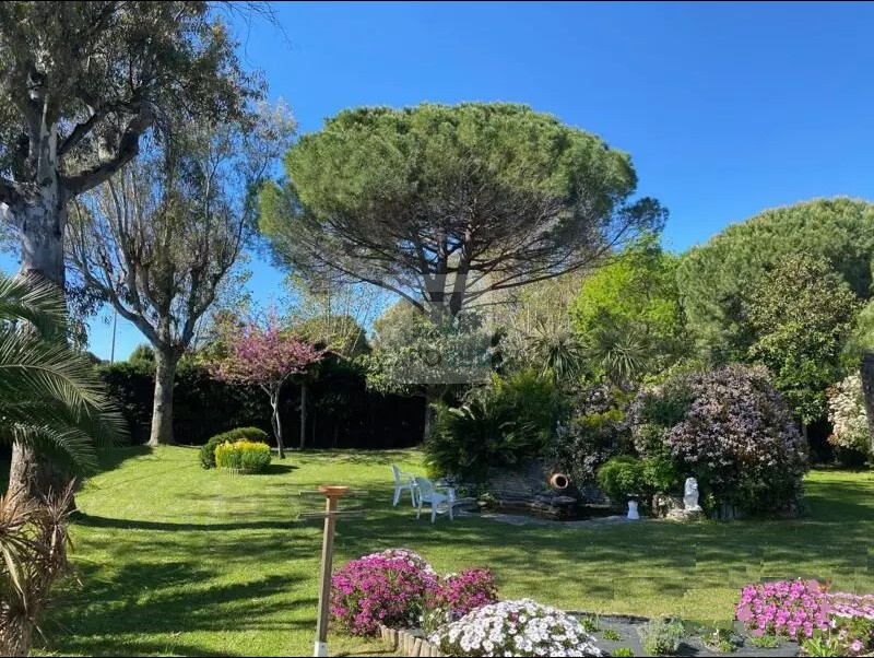 Vente Maison ANTIBES surface habitable de 121 m²