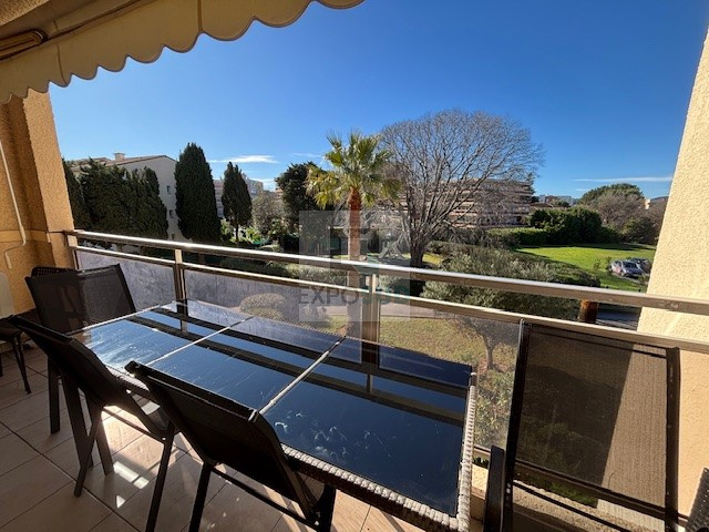 Location Appartement ANTIBES 1 salles d'eau