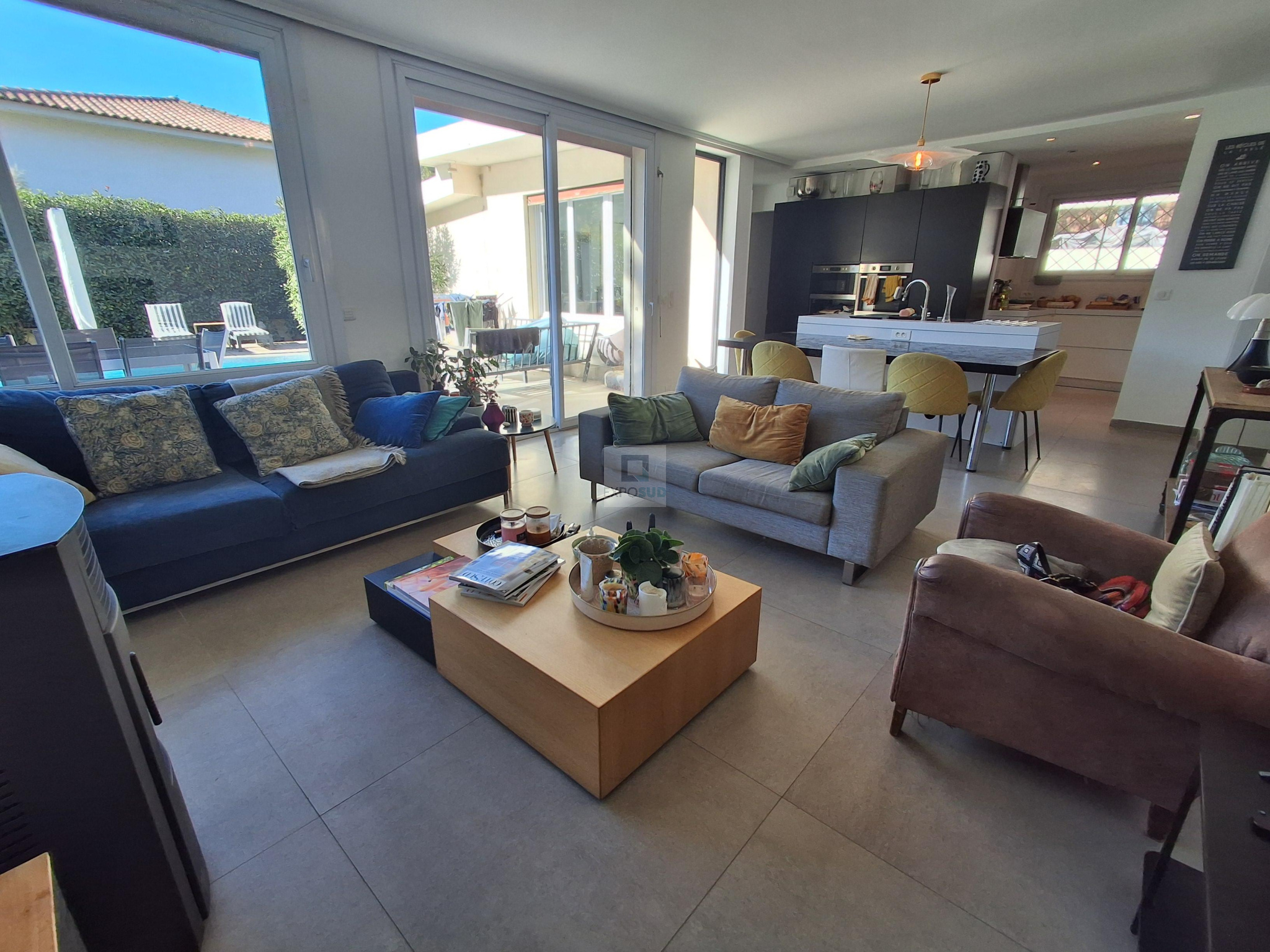 Vente Maison VALBONNE séjour de 45 m²